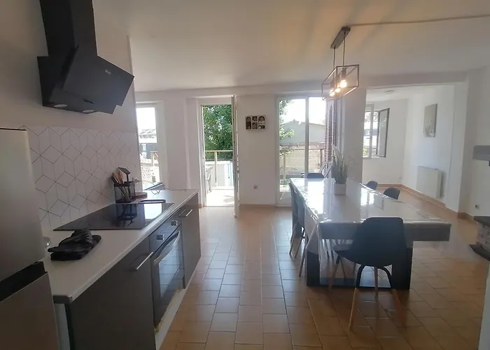 Appartement O Pilotis Avec Terrasse Et Jardin Le Tréport