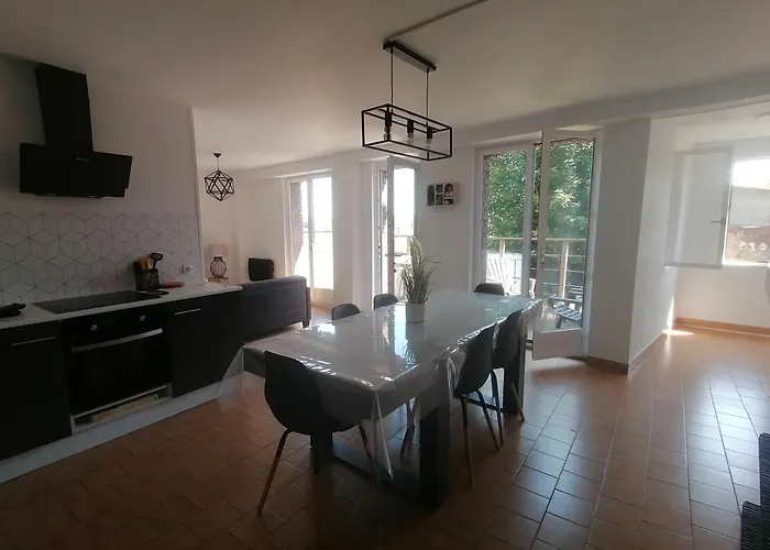 Appartement O Pilotis Avec Terrasse Et Jardin